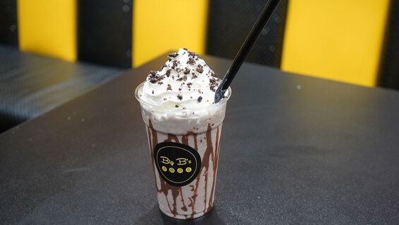 Oreo Milkshake