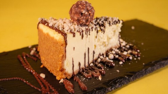 Ferrero Rocher Cheesecake