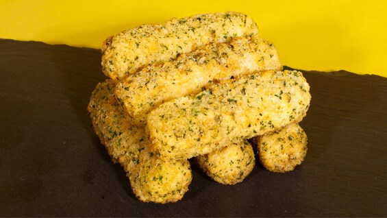 6pcs Mozzarella Sticks